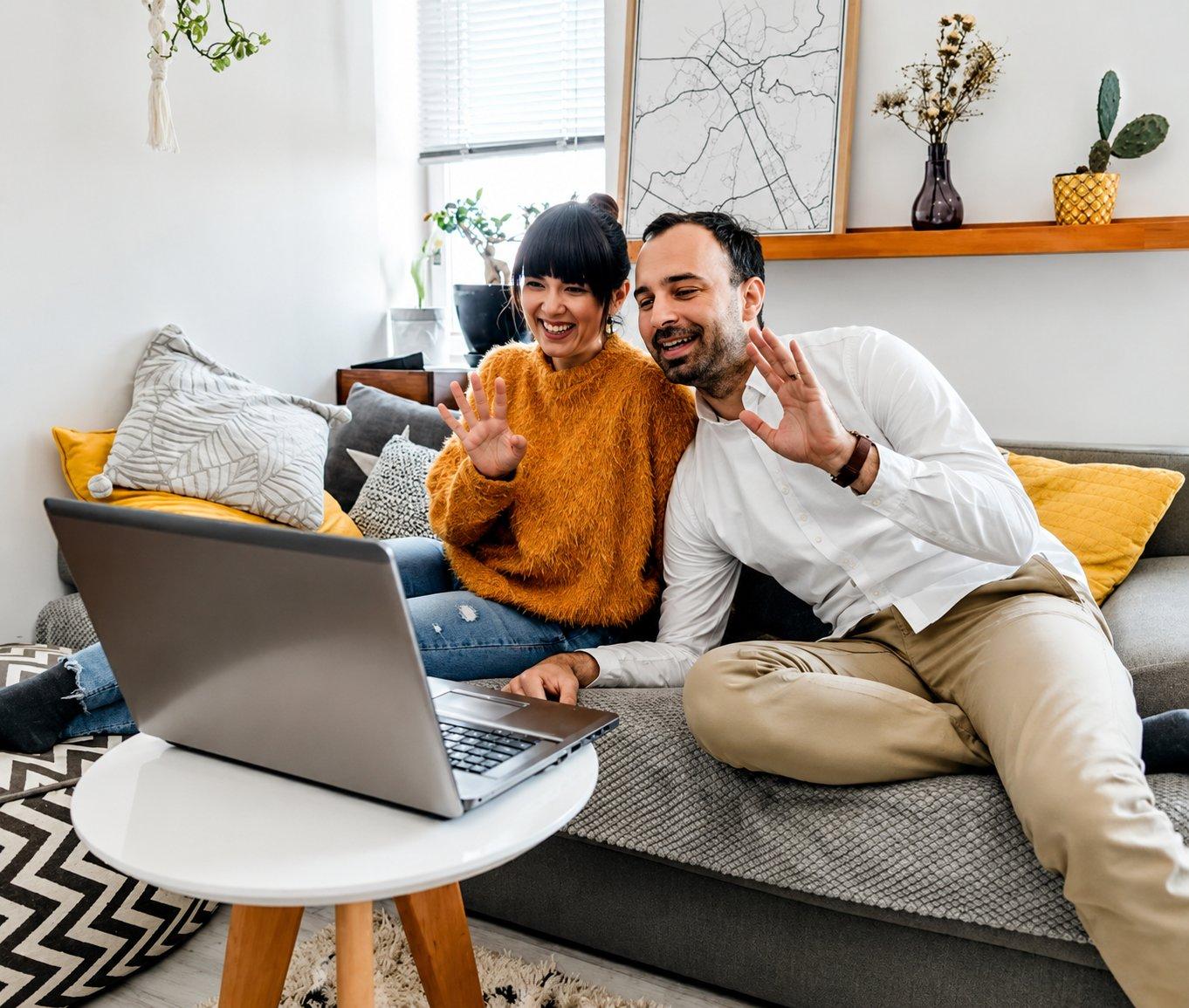 Virtual consultation with a Uniglo gemologist